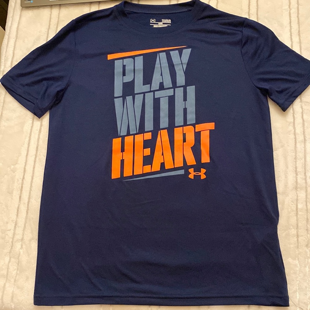 Boys Large Under Armour Heat Gear T-Shirt